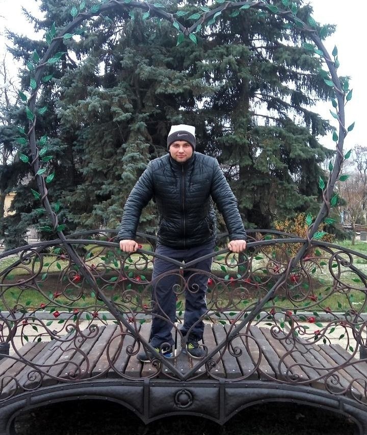 Олег Белов 