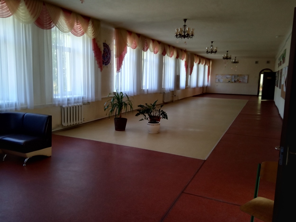 Перший поверх