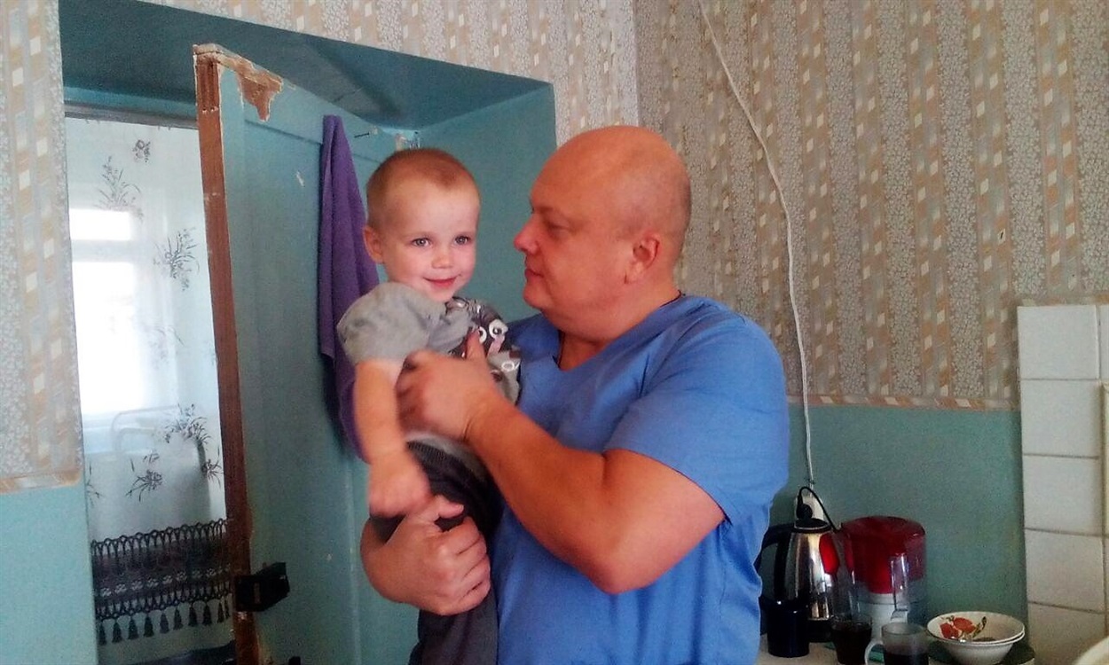Михайло Чирков та пацієнт після одужання