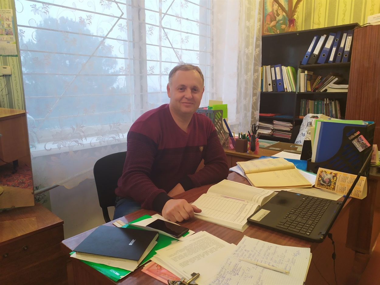 Директор школи Анатолій Гайдаш
