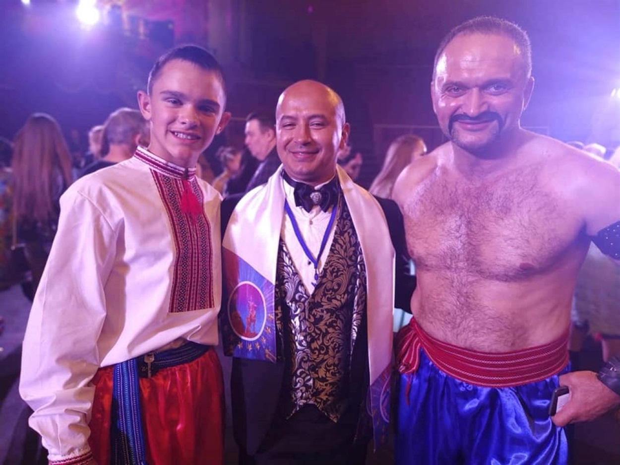 Цирк