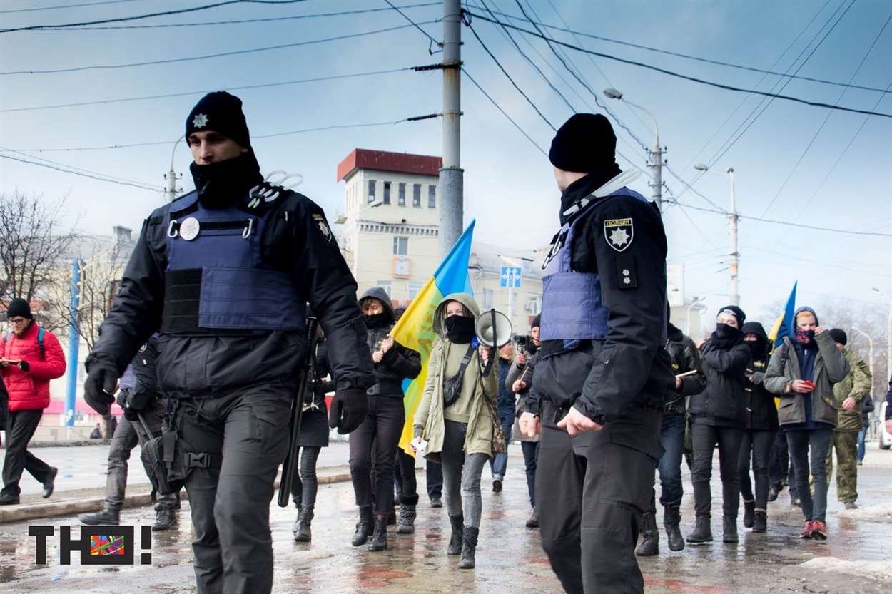 Поліція на акціії в Маріуполі