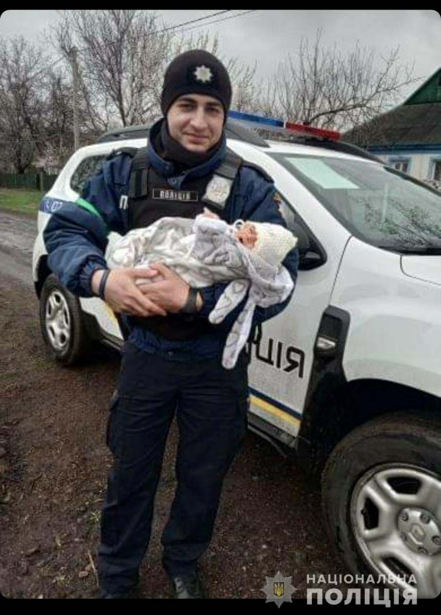 "Шериф" міста Гірник допоміг народитися дівчинці Вікторії