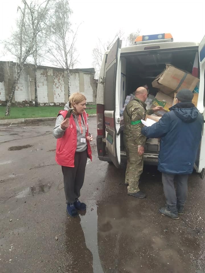 Волонтери допомогли майже трьом тисячам людей