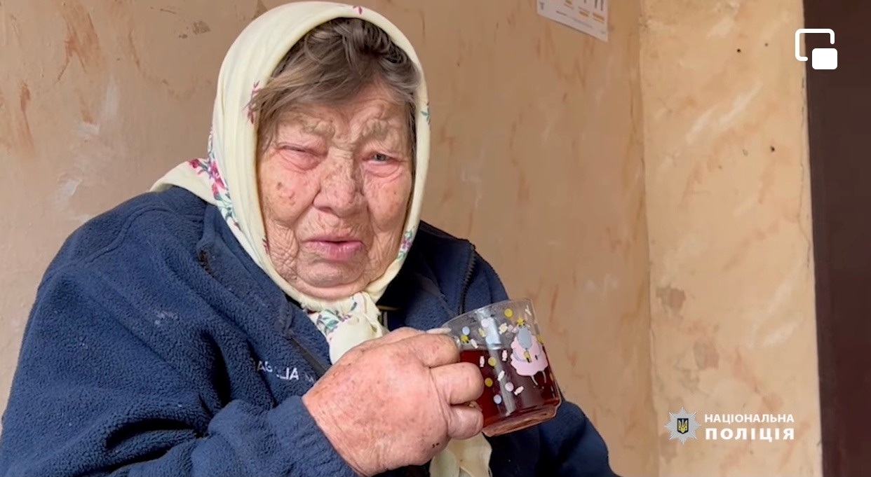 "У мене все згоріло", - плачучи, розповідає бабуся
