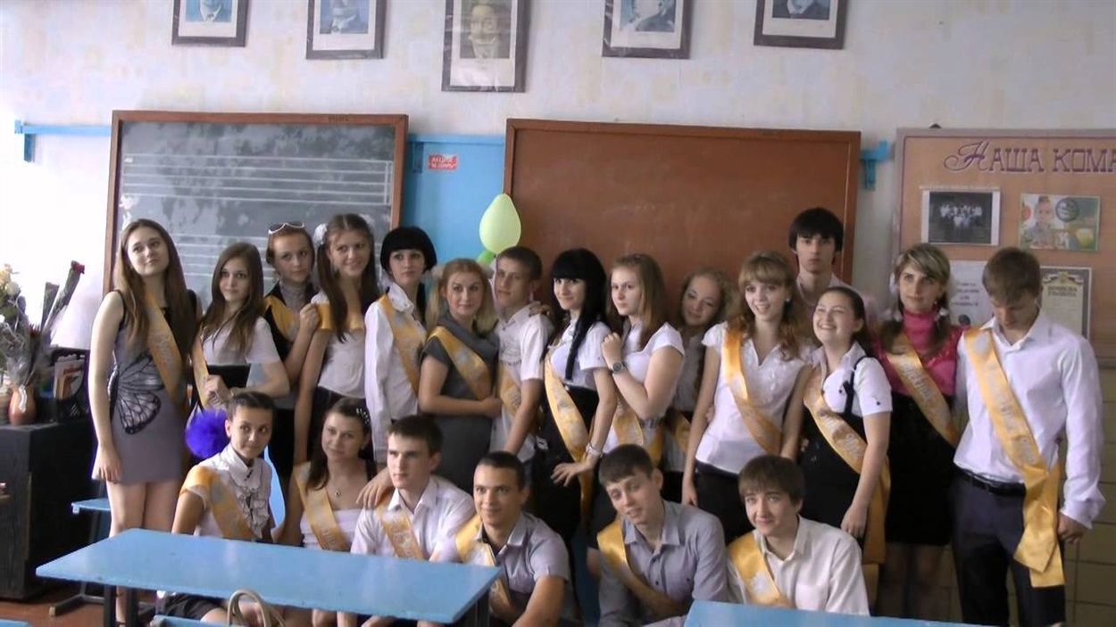 Останній дзвоник у СЗШ №5 м. Курахове (2021р.)