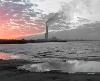 Місто отримує воду із річки Вовча